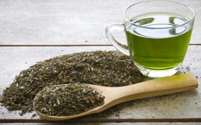 What Are the Applications of Dry Green Tea Extract by Manufacturers?